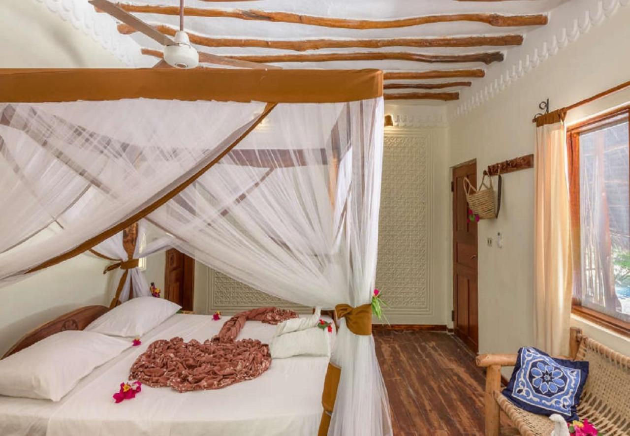 Hakuna Majiwe Beach Lodge Paje Ngoại thất bức ảnh